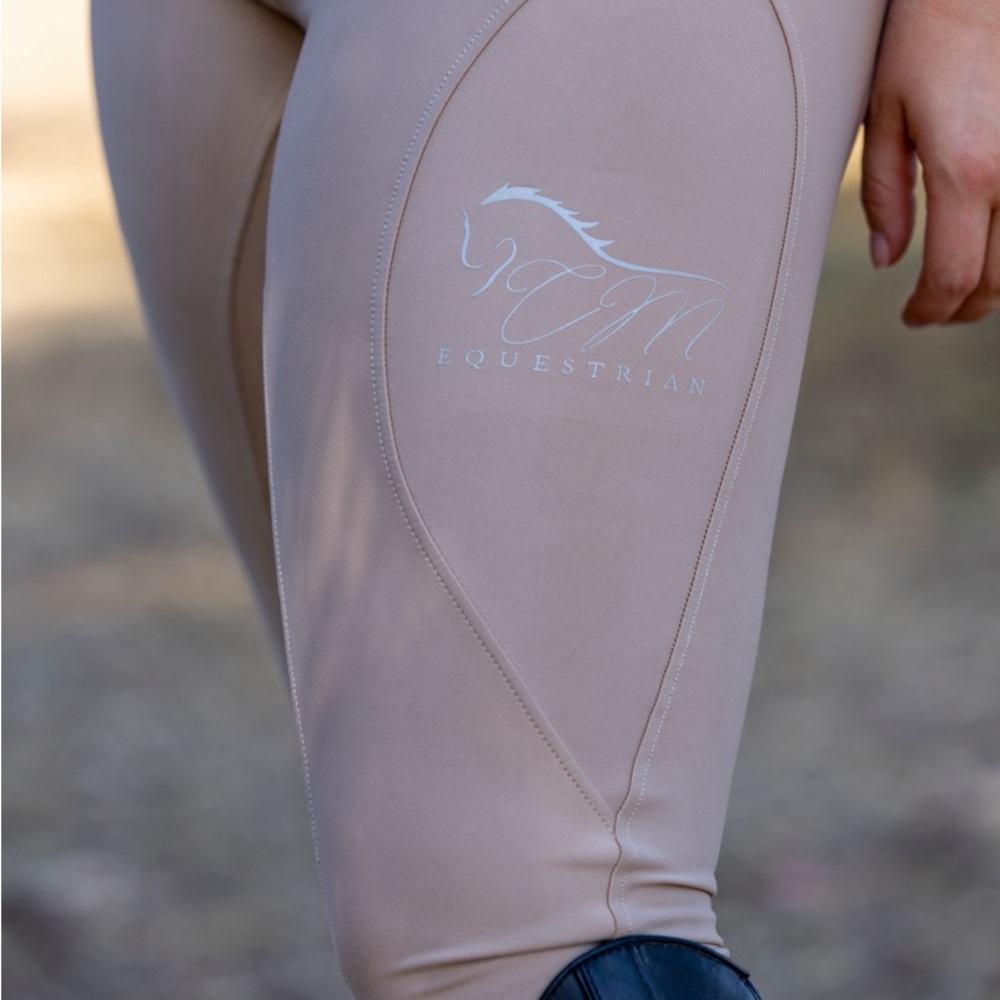 NWT Equestrian beige, button up riding breeches full bottom CM logo on pocket - Picture 6 of 17